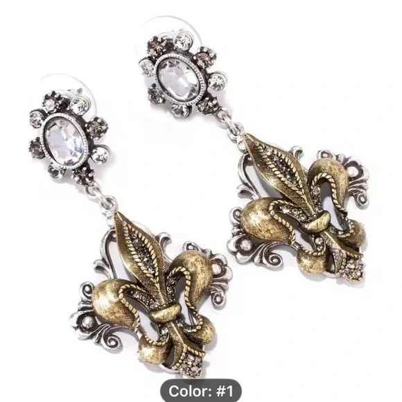 Elegant Silver and Gold Fleur-de-Lis Earrings - Picture 3 of 4